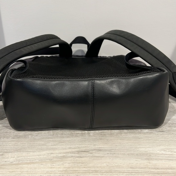 Coach Signature Small Black Backpack 🎒 Nylon and Leather - Unisex - Picture 6 of 14